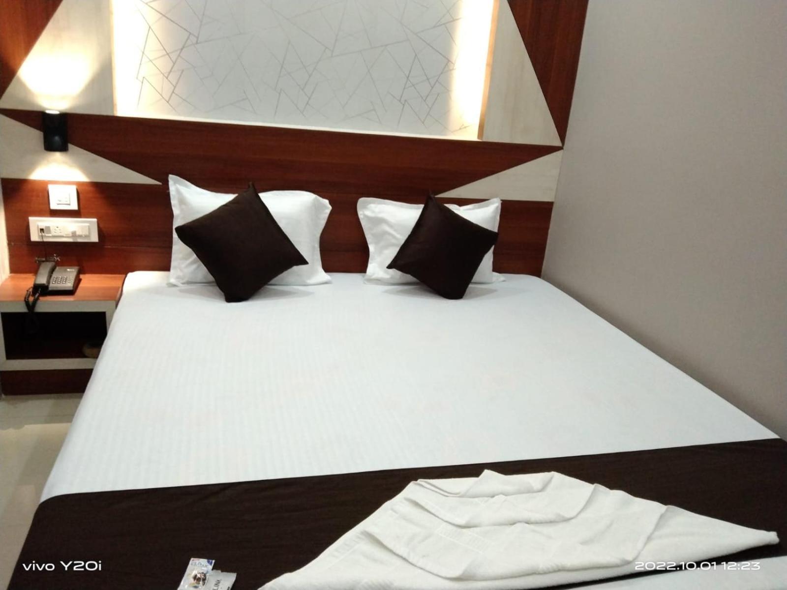 Hotel Marine Blue !! Beach Distance 50 Mts !! Digha  Exterior foto