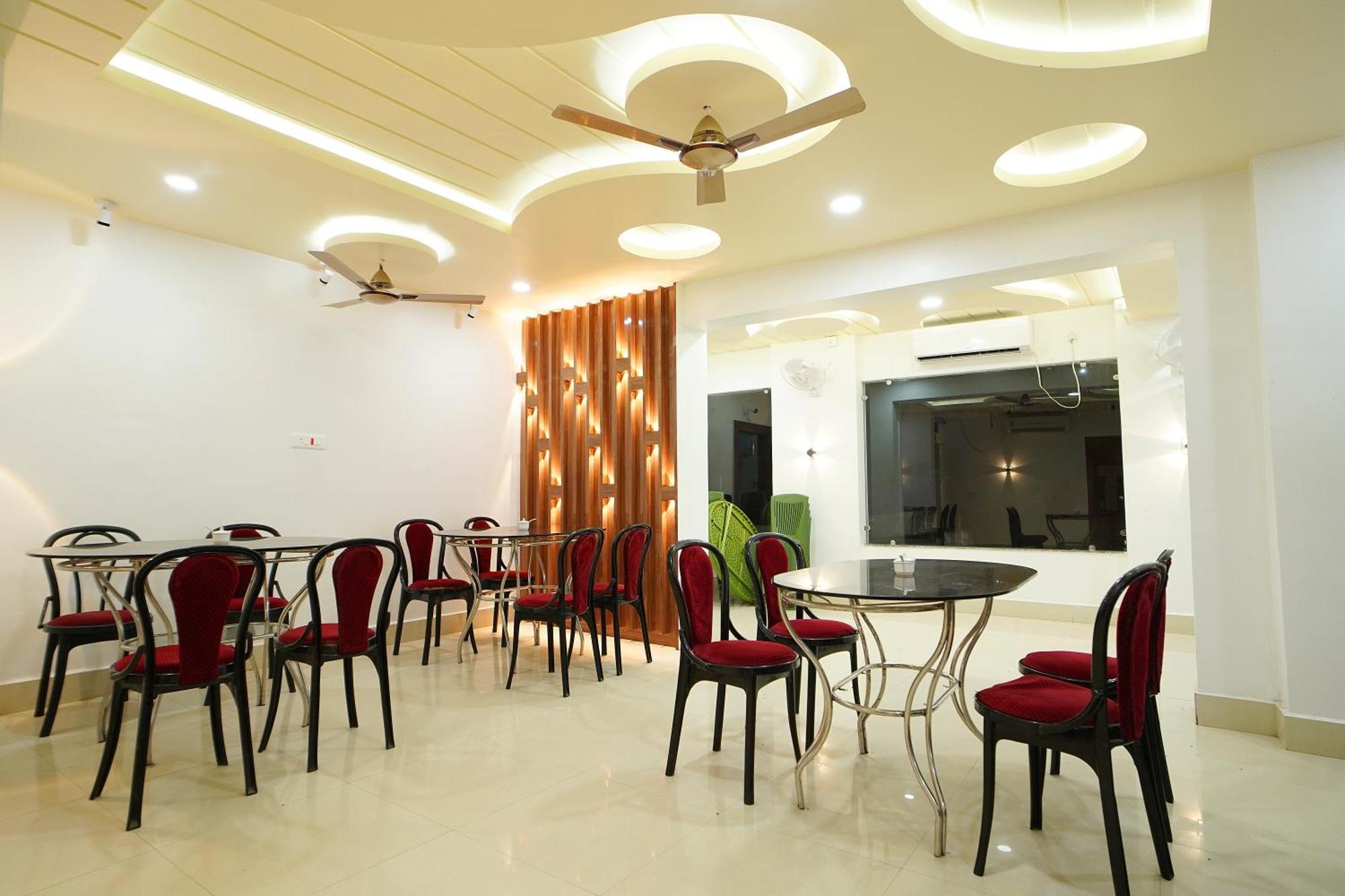 Hotel Marine Blue !! Beach Distance 50 Mts !! Digha  Exterior foto