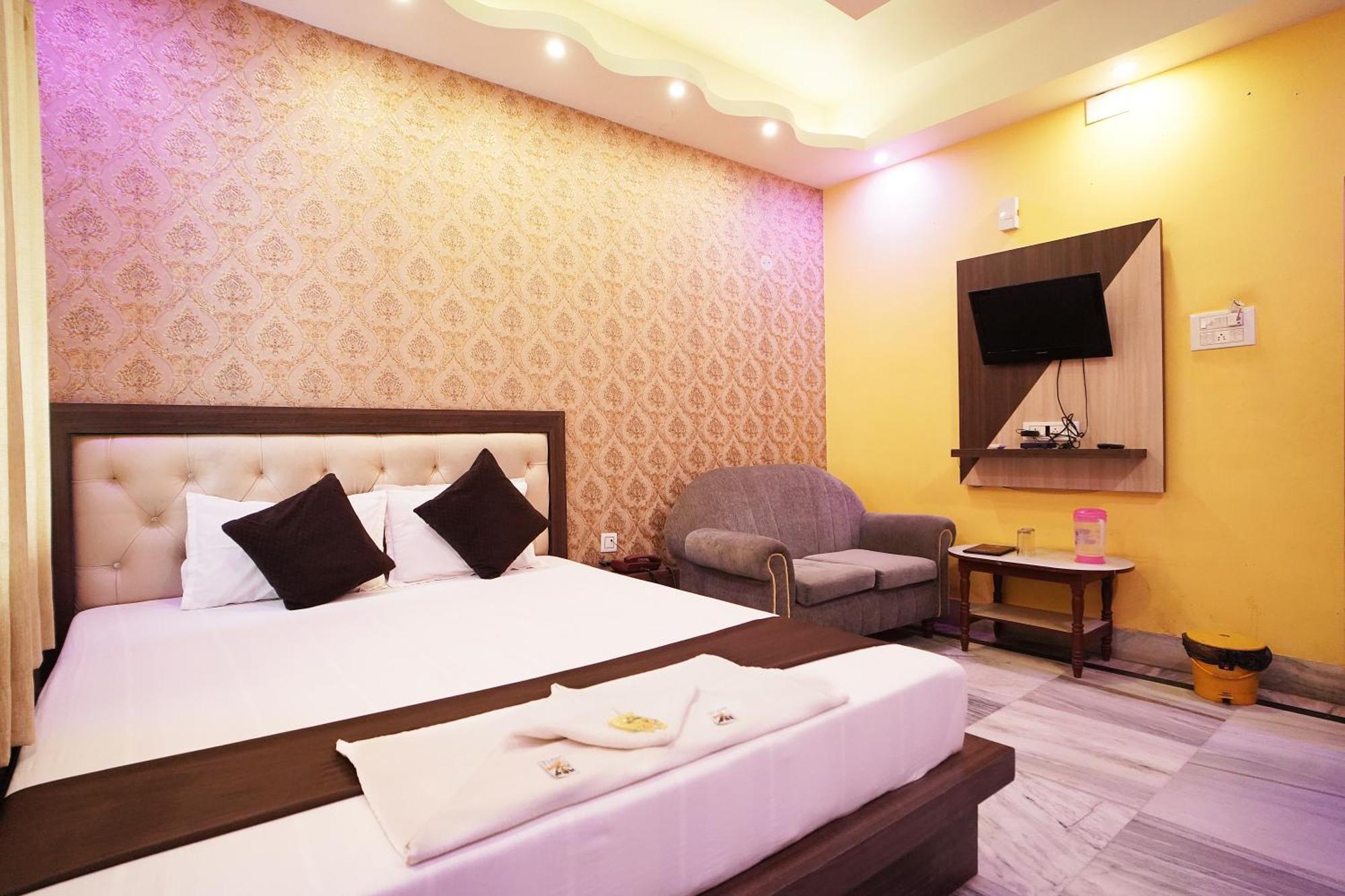 Hotel Marine Blue !! Beach Distance 50 Mts !! Digha  Exterior foto